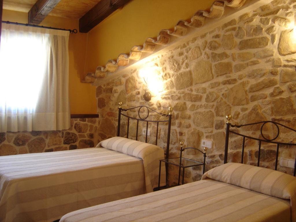Hostal Casa Laure Y Mª Jose Arens de Lledo Exterior foto
